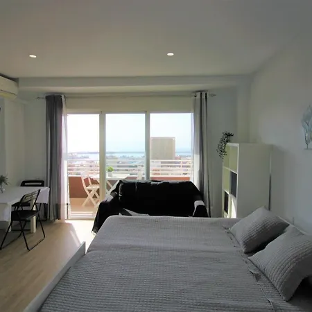 Estudio Casaturis En Planta 18 En Pleno Centro De A106 Apartament