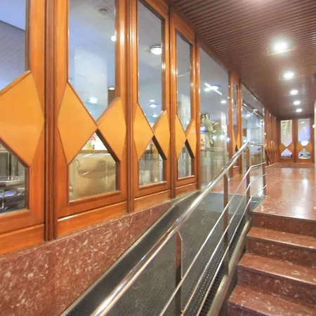 Apartament Estudio Casaturis En Planta 18 En Pleno Centro De A106 *